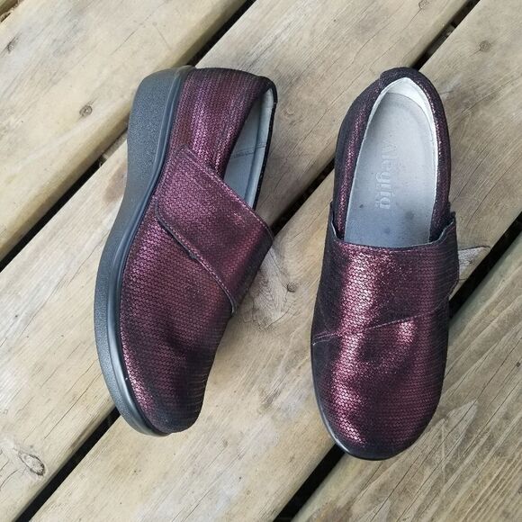 Alegria Lauryn Wine Wave Weave Iridescent Metallic Purple Slip-on Clogs 39 Wide - Picture 1 of 9